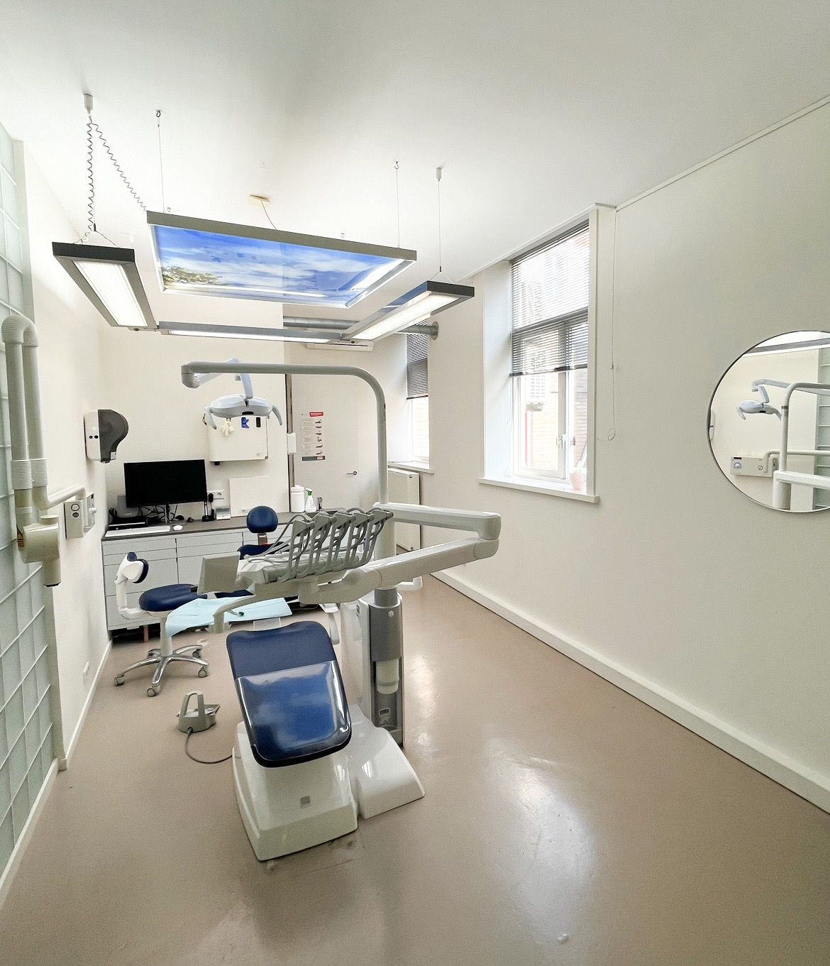 Primo Dental Clinic has 2 modern treatment rooms